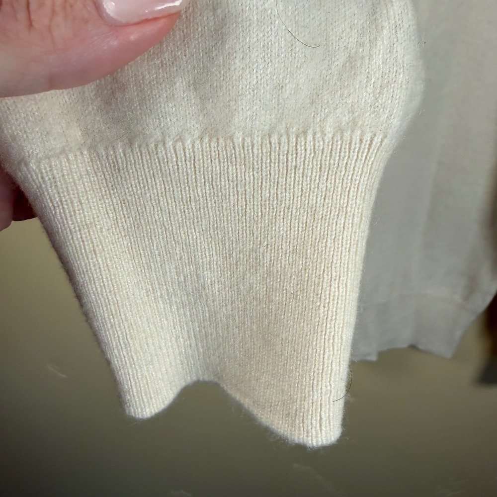 Quince Mongolian Cashmere Crewneck Sweater Womens Large Ivory Capsule Staple - Picture 5 of 7
